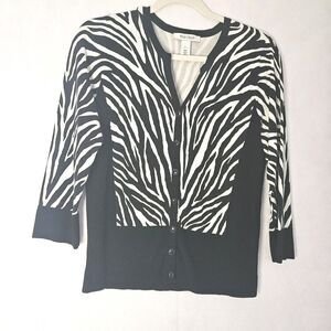 WHITE HOUSE BLACK MARKET Sz L Zebra Cardigan 3/4 Sleeve Button Accent